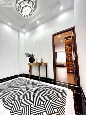 Bán Nhà Ngọc Khánh- 52m2x6T-Thang Máy - Giá 18 Tỷ