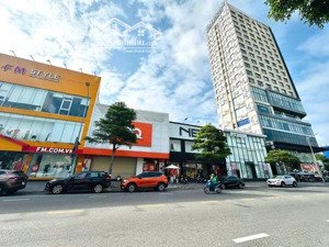 cho thuê mặt tiền lê duẩn . ngang 9m . diện tích 150m2