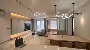 bán căn hộ midtown m8 căn góc lầu cao (có hợp đồng thuê cao)