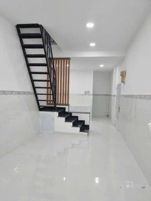 bán nhà hẻm trần hưng đạo - 3 tầng mới - gần phố tây - 6 tỷ