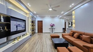 bán cc luxury park view căn 119m 3n2vs đủ đồ view hồ công viên cầu giấy 13,5 tỷ có slot xe