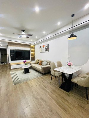 bán nhanh căn view hồ 3pn,2 vs toà hh2 linh đàm, hoàng mai, hà nội. lh: 