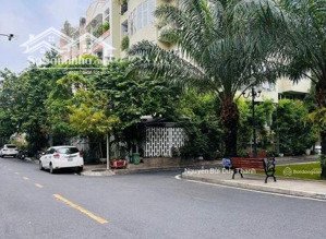 bán villa khu nội bộ 357a nguyễn trọng tuyển, diện tích: 8.5 x 22m. dt: 198m2. hạ giá còn 56 tỷ