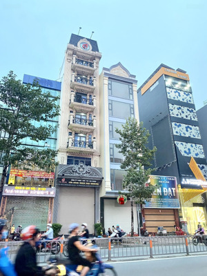 bán khách sạn mặt tiền nguyễn thái học quận 1 - (4,2 x 20m, 84m2) hầm, 6 lầu - giá bán 46,5 tỷ