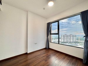 cần cho thuê căn 80m2 giá 9,5 triệu có rèm giàn phơi máy nước nóng liên hệ: minh thanh