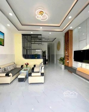 chính chủ cần bán căn nhà đường trịnh như khuê - sổ hồng riêng