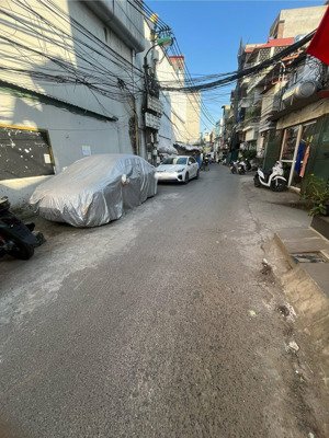 ccmn dòng tiền tại kim ngưu 80m x 7 tầng thang máy chỉ 18.6 tỷ