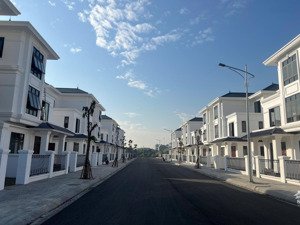 biệt thự vị trí đắc địa, thuận tiện đặt trụ sở công ty, văn phòng đại diện ngay cảng đình vũ