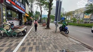 bán nhà mặt phố lạc long quân vị trí kinh doanh đỉnh cao view hồ tây, mặt tiền 16m
