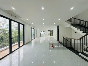 căn góc 2 mặt tiền 10x20m hầm 3t (sd 330m2), mới 100% ở vạn phúc, có thang máy, hầm xe. giá 55 tr