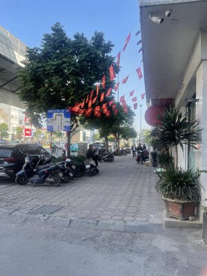 chí chủ cần bán nhà ngõ 181 trường chinh - thanh xuân, ô tô đỗ cửa, cách đường lớn 10m, giá 16,5 tỷ