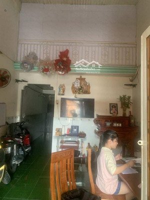 bán nhà 1 trệt 1 lửng, gần chợ dĩ an 1, hẻm xe hơi 5m, giá 3,4 tỷ thương lượng chủ
