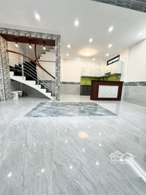 khu vip quận 3 trần quang diệu - lê văn sỹ - nhà mới 100% - ở ngay