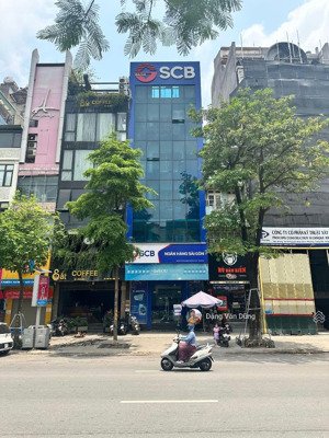 mặt phố đào tấn 45m2 xây dựng 7 tầng, mặt tiền 4,2m. thang máy. liên hệ: 