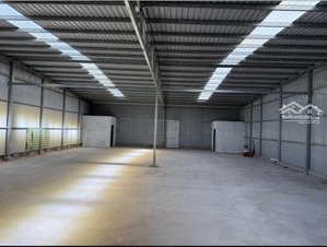 kho xưởng 280m2 có vp và gác tại linh đông, phạm văn đồng