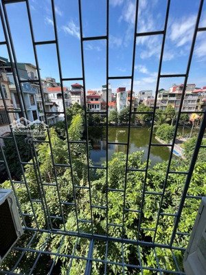 bán nhà mặt ngõ 158 ngọc hà, diện tích 22m2, 4 tầng, giá 7,2 tỷ, view mặt hồ