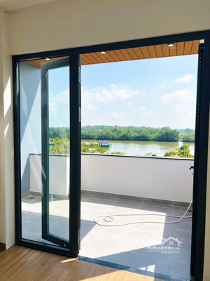  chủ gửi nhà đẹp 1t2l mới 100% view sông tắc kdc việt nhân villa, giá 5tỷ850 tl