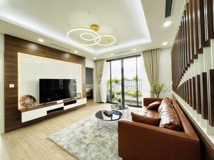 cho thuê căn góc newskyline văn quán, hà đông. dt 100m2, 2pn 2wc , hướng mát . lh 