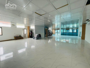 bán nhà 4 tầng lê viết lượng 165m² thu nhập 40tr/tháng giá 15.9 tỷ, trung tâm tp vinh