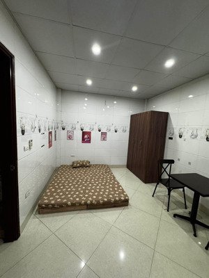 cho thuê ccmn phố ngọc lâm - 3,5 triệu