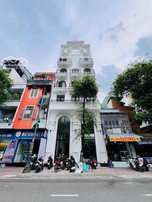 chính chủ cần bán! ngang gần 8m mt nguyễn văn cừ, q1 (100m2- 7 tầng- hđt 250 tr/th) 68 tỷ