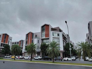 bán gấp shophouse căn góc vinhomes ocean park 3. 5 tầng đã hoàn thiện - cho thuê full 50tr/th