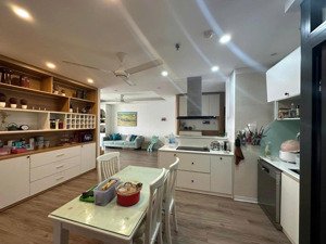 bán gấp căn hộ flc 36 phạm hùng - 3n2vs - full nội thất - giá 10.8 tỷ