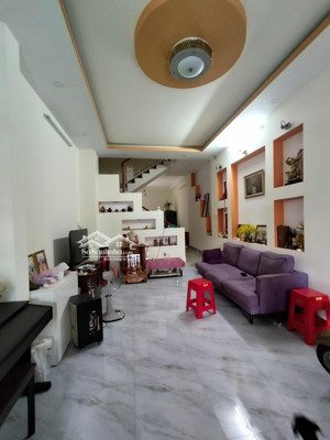 bán nhà mặt tiền 4x20, 1 trệt 2 lầu +sth, 4pn 5wc, view công viên, khu dân cư phú lợi,shr hoàn công