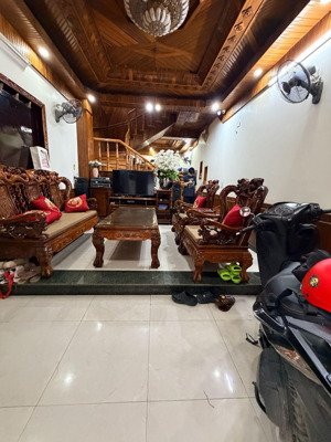 bán lô góc 52m2*5 tầng - gần quận uỷ tây hồ - lạc long quân - tây hồ - sổ đẹp - giá hơn 15 tỷ