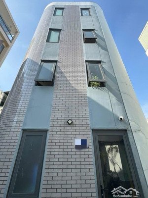 chỉ 4.2 tỷ - nhà đẹp 4 tầng (4.5 x 6.9m) nở hậu. nơ trang long bình thạnh