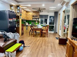 căn góc 2 ngủ 2wc full nội thất 80m tim tường giá 4tỷ thu về