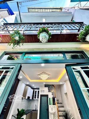 hot nhất bùi đình túy - nhà đẹp 3 tầng full nội thất - 20m ra mặt tiền - chuẩn không tì vết!