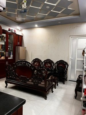 bán gấp trong tháng - bán nhà nguyễn trãi 44m² - 3 tầng - 24 tỷ