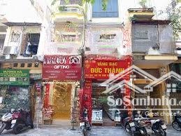cho thuê nhà mặt phố hàng bạc - ngay ngã 3 hàng bè, 55m², mt 3.5m - trung tâm phố cổ sầm uất!