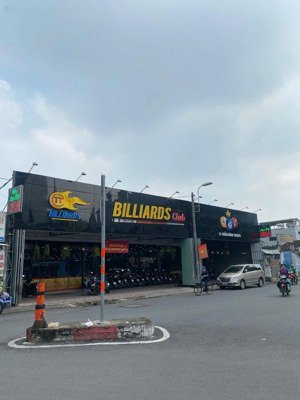 khan hiếm,chủ cần bán khuôn đất lớn rẻ đường trần bình trọng p5 bình thạnh.dt:11x30m2 giá 70 tỷ