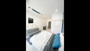 ngay khu đường hoa phố ẩm thực phan xích long, p7 - 4x19m - 5 tầng - có thang máy - giá 19,5 tỷ