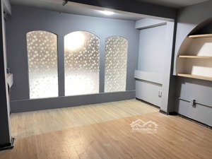 bán nhà 3 tầng mặt tiền ngô gia tự - giá 13.4 tỷ