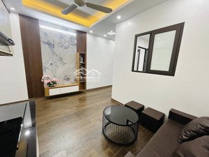 bán nhà sát ô tô dừng đỗ phố nam đồng dt 25m, 5 tầng, giá 7.6 tỷ