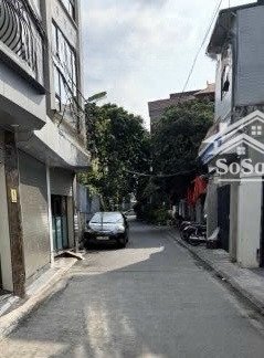 ngô gia tự -đức giang 48m2 -5 tầng thang máy-nhỉnh 12tỷ-dân xây-ngõ thông gara ôtô -full nội thất