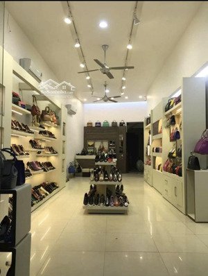 bán nhà chùa quỳnh cần bán trước tết âm