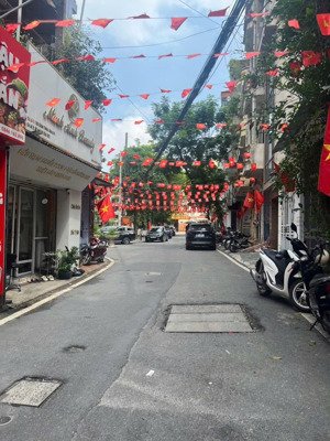 nhỉnh 13 tỷ ngọc hà - nhà dân xây lô góc 2 mặt thoáng ngõ rộng ô tô thông - kinh doanh sinh lời