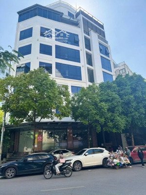 toà văn phòng lô góc vip vị trí đẹp nhất dịch vọng hậu cầu giấy