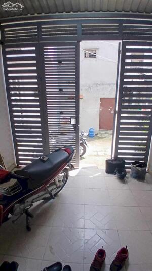 Bán Nhà Trường Chinh, 85m2, 2 Tầng, 150m ra Ngã Tư Cầu Vượt An Sương, Đường 4m xe hơi ngủ trong nhà