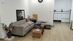 bán căn hộ 84m việt hưng-3ngủ. full nội thất. không khí trong lành. giá hơn 5tỷ