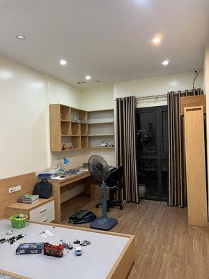 bán nhà phân lô khu vip phạm tuấn tài, cầu giấy 50m x 6 tầng 