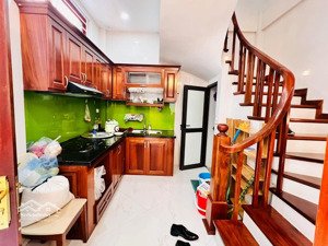 bán nhà mặt phố hk cầu giấy,48m2x5t, ô tô vỉa hè, kdoanh đỉnh, full nt, nhỉnh 20 tỷ có tl hiếm có !