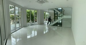 cho thuê biệt thự saigon pearl, 120 triệu, 797.9 m2, 6wc, 6 tầng, hướng tây nam t11.2025 ưu đãi