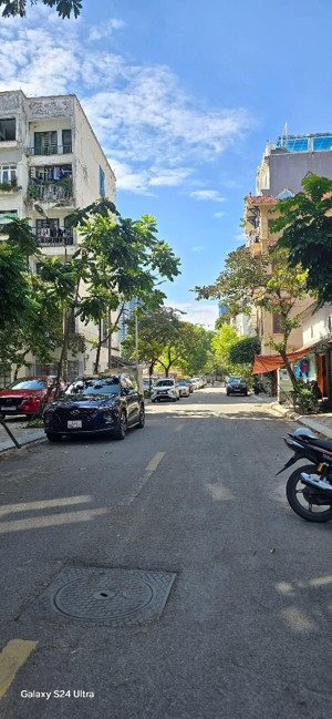 gia đình tôi cần bán nhà phố thanh nhàn ,kim ngưu hai bà trưng 5t nhà đẹp ở ngay gần ôtô nhỉnh 7 tỷ