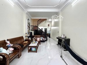 bán nhà mặt phố vũ ngọc phan, 15,5 tỷ, 80m2, 4 tầng, 5pn, 5wc, giá siêu hời