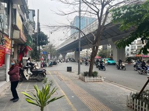 cực hiếm - lô góc mặt phố ngã 4 trần đại nghĩa - đại la, không quy hoạch, sổ vuông, 42m2 x mt ~ 4m